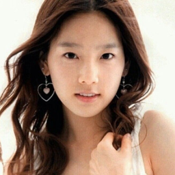 Taeyeon gallery image