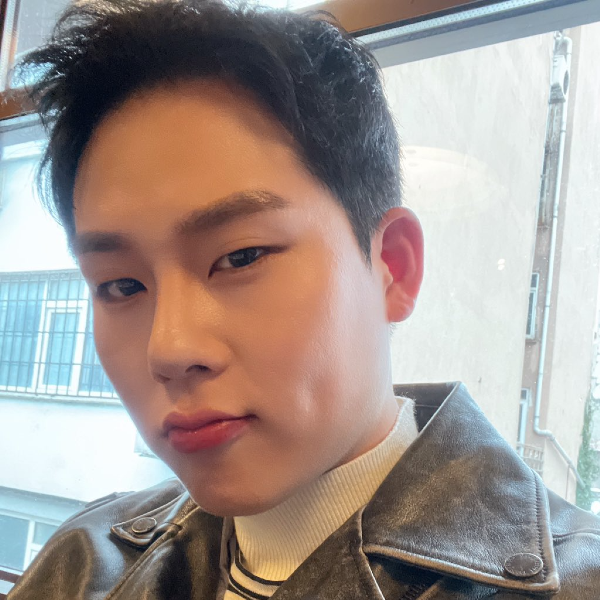 Joohoney gallery image