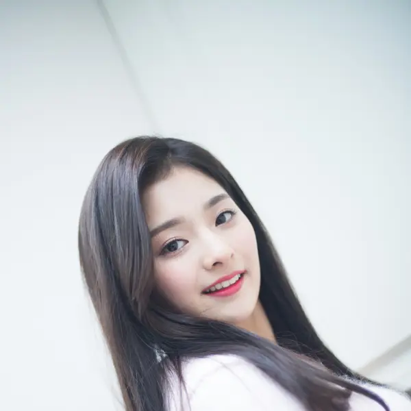 Nakyung gallery image