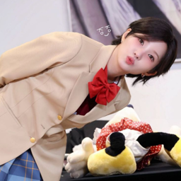 Soyeon gallery image