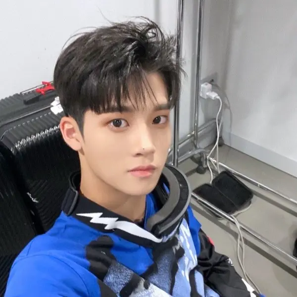 Junmin gallery image