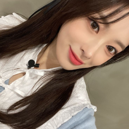 Yunkyoung gallery image