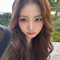 Jeong HaYeon gallery image