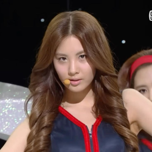 Seohyun gallery image