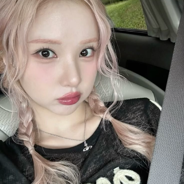 Eunha gallery image