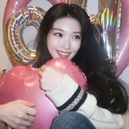 Chungha gallery image