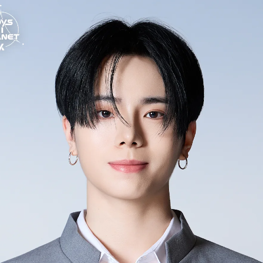 Lee Wonwoo gallery image