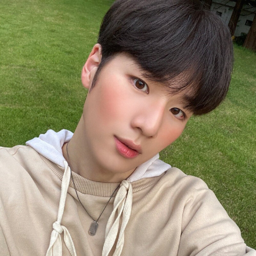 Yoonsung gallery image