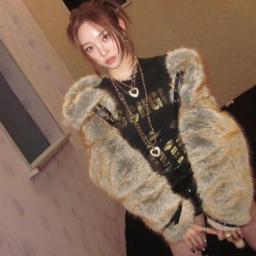 Youngseo gallery image