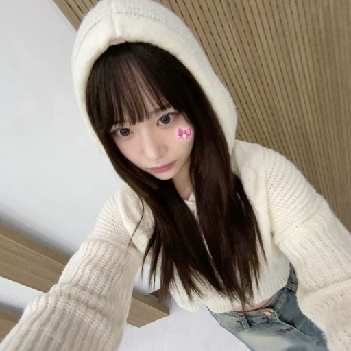 Yuina gallery image