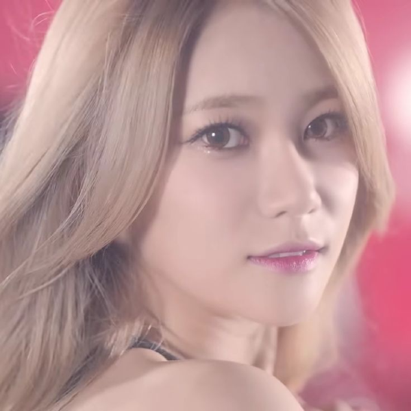 Gambar galeri Seo Yuna
