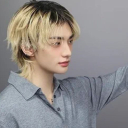 Hyunjin gallery image