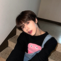 Minhee gallery image