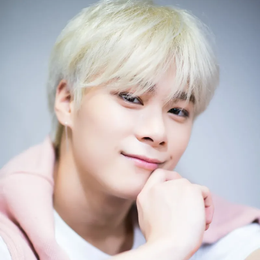 Moon Bin gallery image