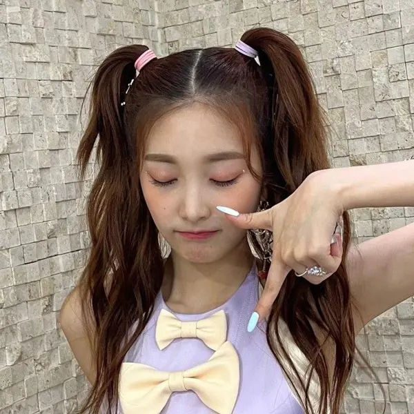 Minseo gallery image