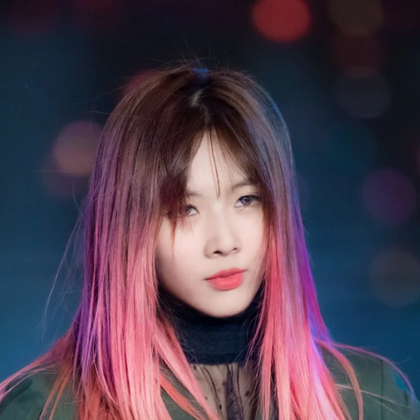 Yoohyeon gallery image