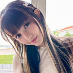 Danielle gallery image