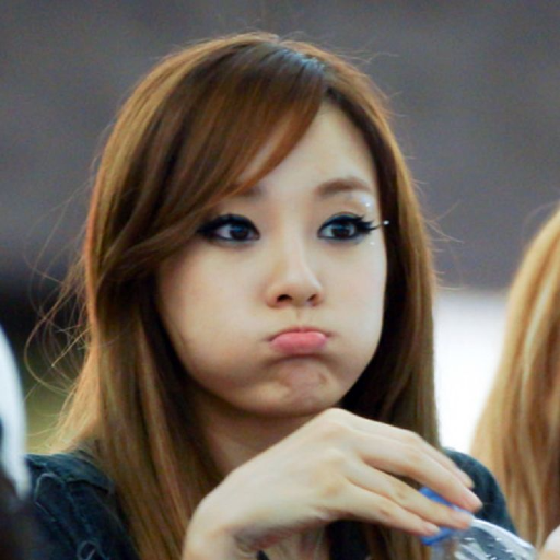 Gambar galeri Jooyeon