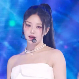 Hyunjin gallery image