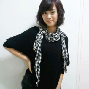 Seungyeon gallery image