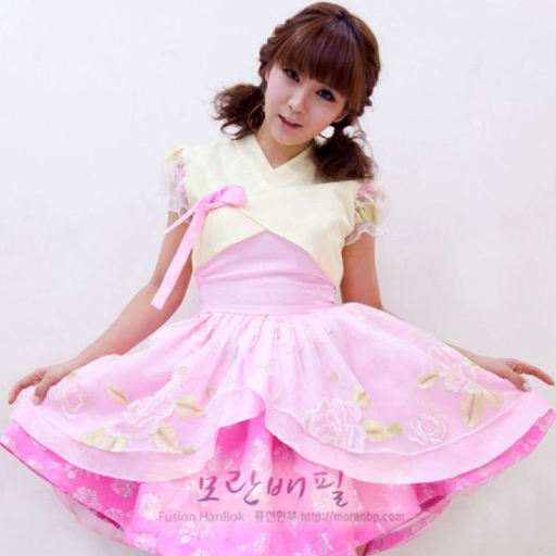 Hyunyoung gallery image