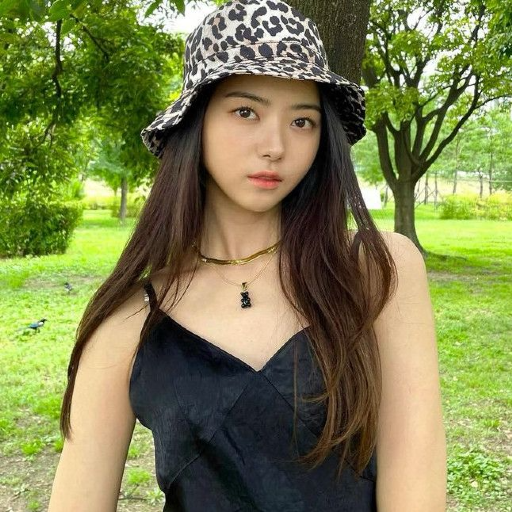 Gambar galeri Nayoung