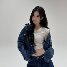 Kim YooYeon gallery image