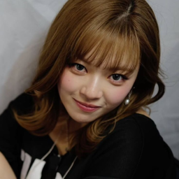 Jeongyeon gallery image