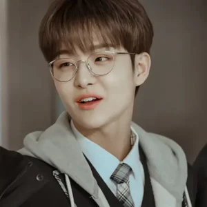 Park Jihoon gallery image