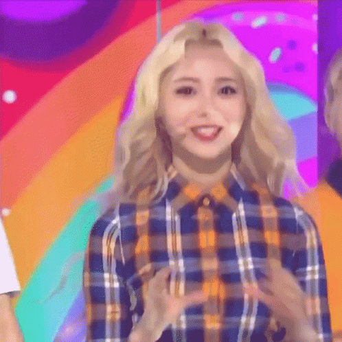Jinsoul gif