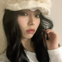 Sayaka gallery image