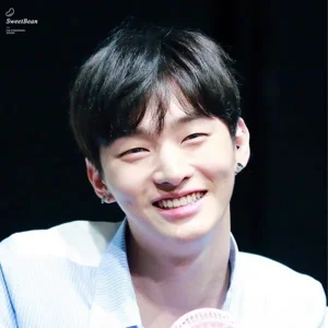 Jisung gallery image