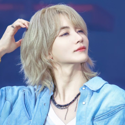 Jeonghan gallery image