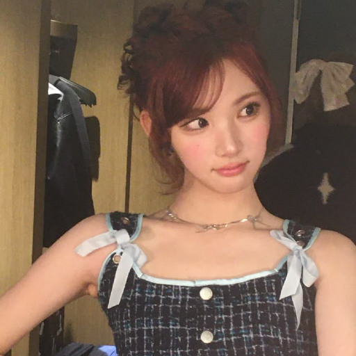 Jiwoo gallery image