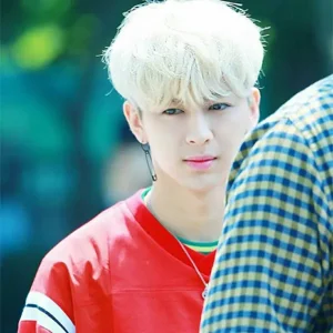 Song Yunhyeong gallery image
