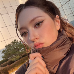 Chanelle Moon gallery image