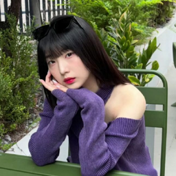 Im Yeojin gallery image