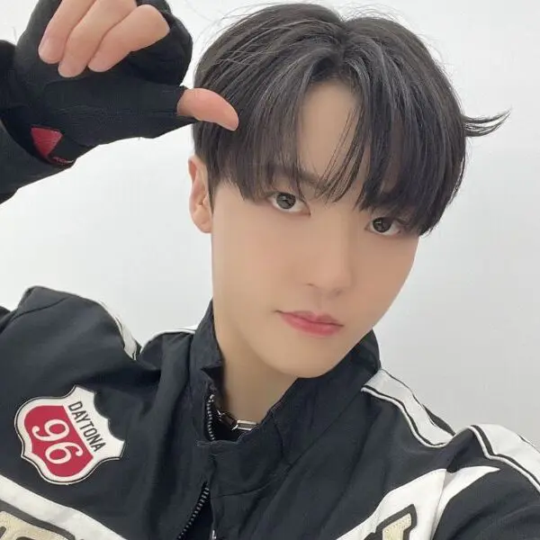 Junghoon gallery image