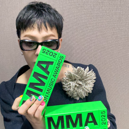 G-Dragon gallery image