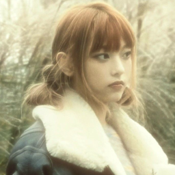 Haerin gallery image