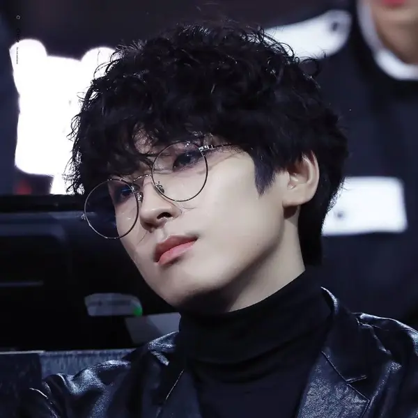 Wonwoo gallery image