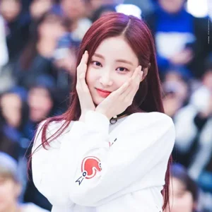 Yeonwoo gallery image