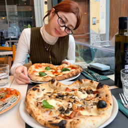 Huh Yunjin gallery image