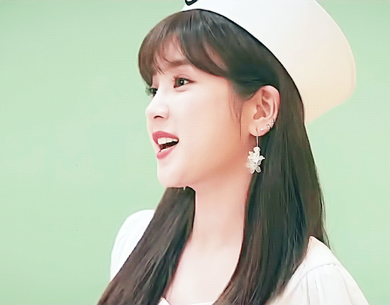 Chorong gif
