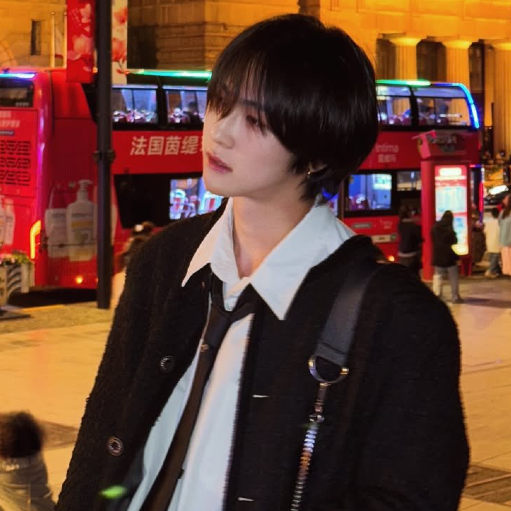 عکس گالری Kim Joohyoung