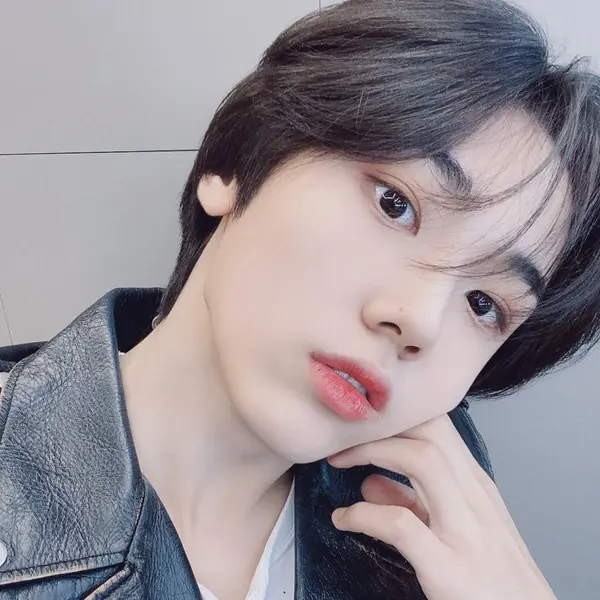 Seongmin gallery image