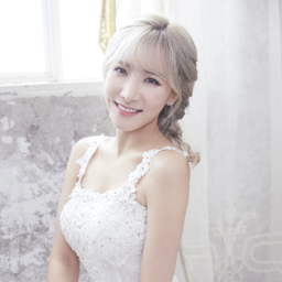 Soyeon gallery image