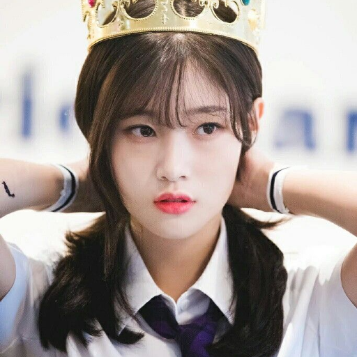 Chaeyeon gallery image
