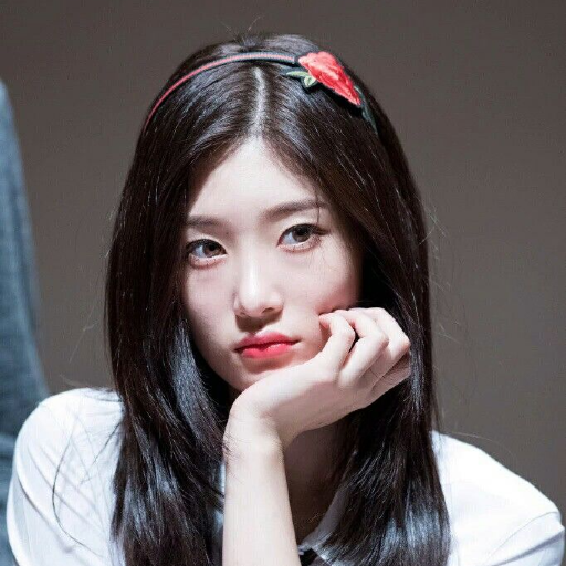 Chaeyeon gallery image