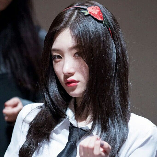 Chaeyeon gallery image